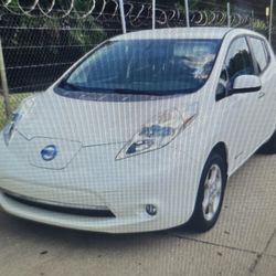 2014 Nissan Leaf