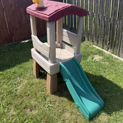 Step2 Naturally Playful Lookout Treehouse Toddler Climber with Slide