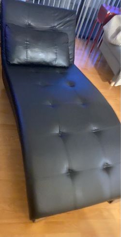 Beautiful faux leather chaise