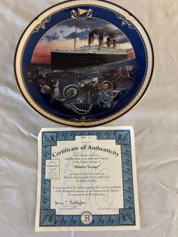 Titanic Collector Decorative Plate