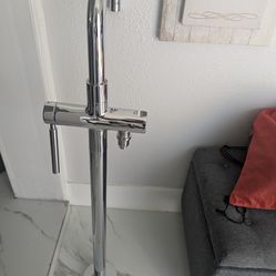 Kohler Purist freestanding bath filler K-97328-4-CP