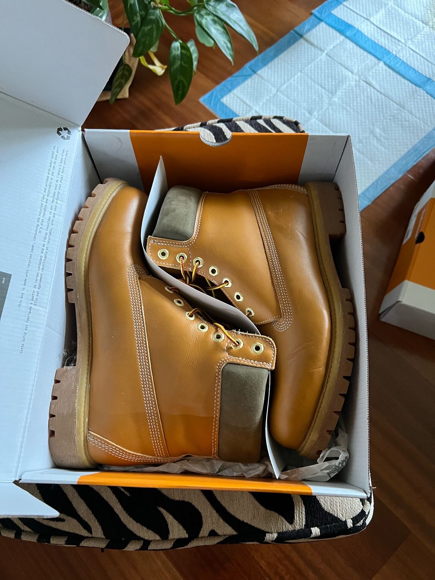 Sz 11 Leather Wheats Timberlands.