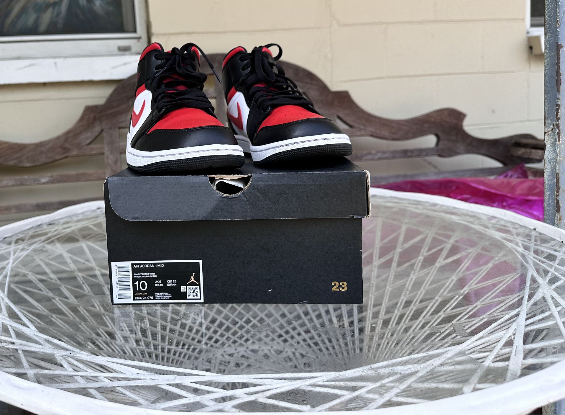 Air Jordan One Mid Black/FIRE RED-white 