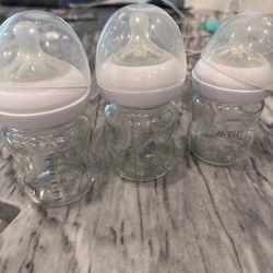 2 Avent Wide Mouth Glass Bottles. 