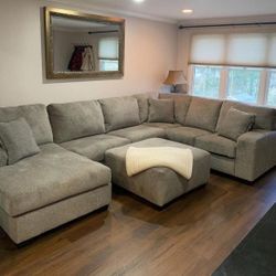 Brand New 💥 Oversized Contemporary Cozy Platinum Ballinasloe Sectional Couch | Living Room Chaise 💥 Fastest Delivery 🚚 Great Financing Options ✅