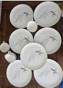 Beautiful Vintage Plates Cups AVENA PICKARD 