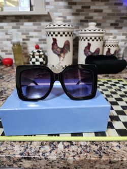 Gucci Sunglasses black