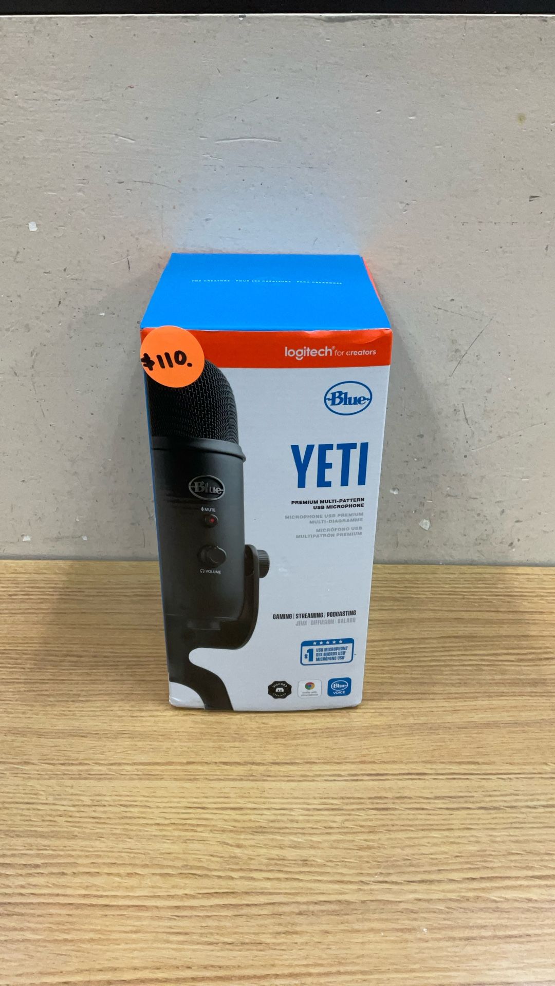LOGITECH FOR CREATORS BLUE YETI PREMIUM MULTI-PATTERN USB MICROPHONE GAMING STREAMING PODCASTING.