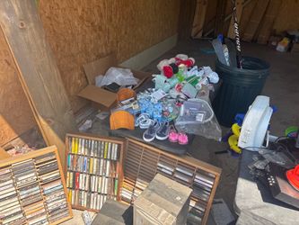 Garage sale 7/12/26 .. 3324 n kostner $1-$5 items