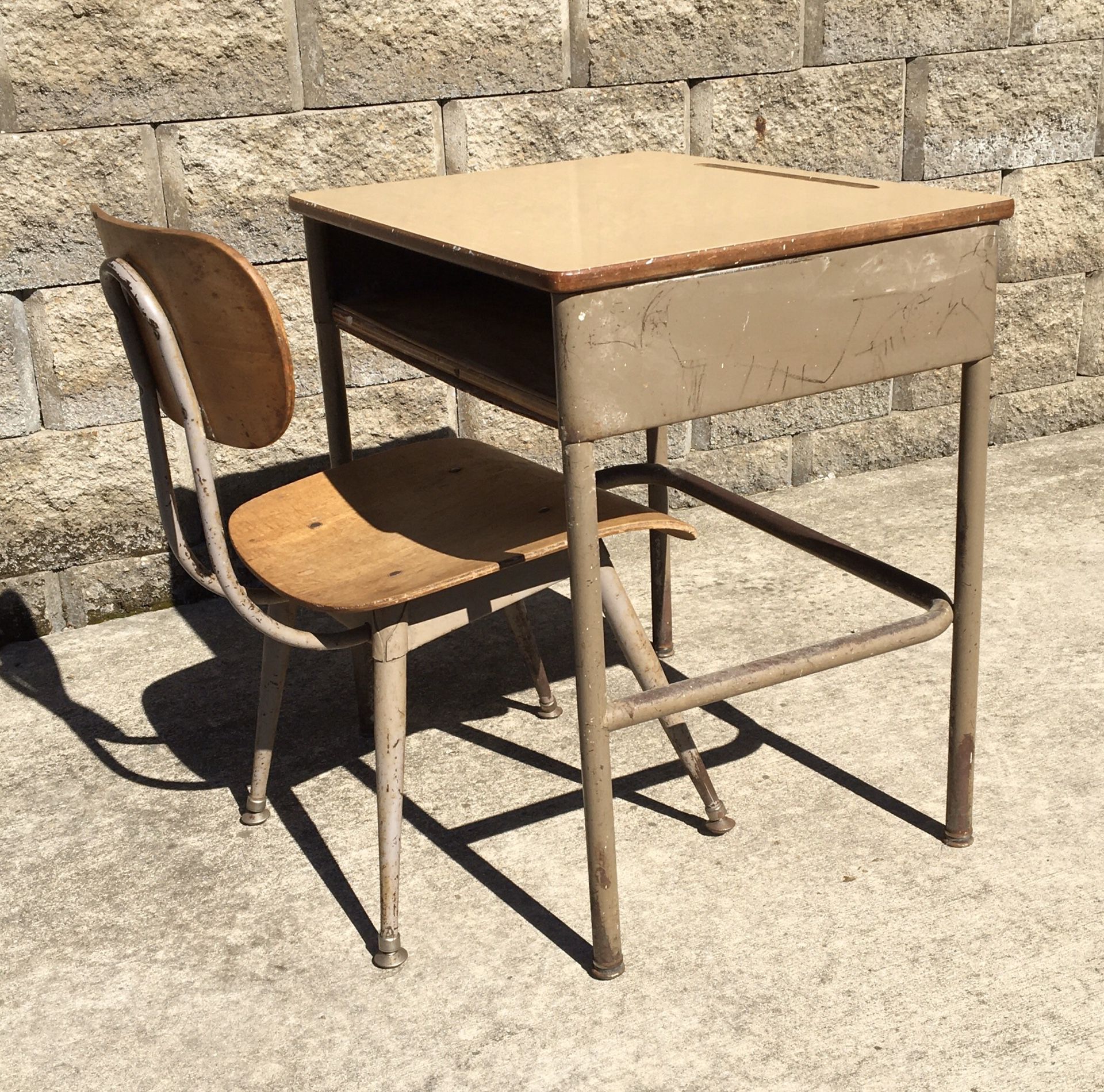 OLD FASHIONED STUDENT DESK AND CHAIR