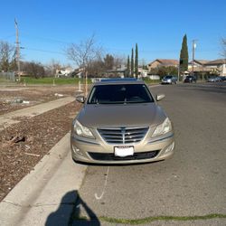 2012 Hyundai Genesis