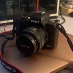 Canon M50 (with Lens)