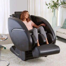 Anoi Tæmme Grundlæggende teori New Brookstone Energize 3D zero gravity massage chair for Sale in Walnut  Creek, CA - OfferUp