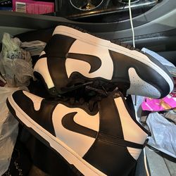 Nike dunk high panda size 10w