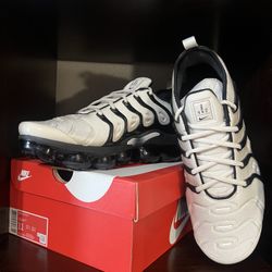 Men’s Nike Air Max Plus 