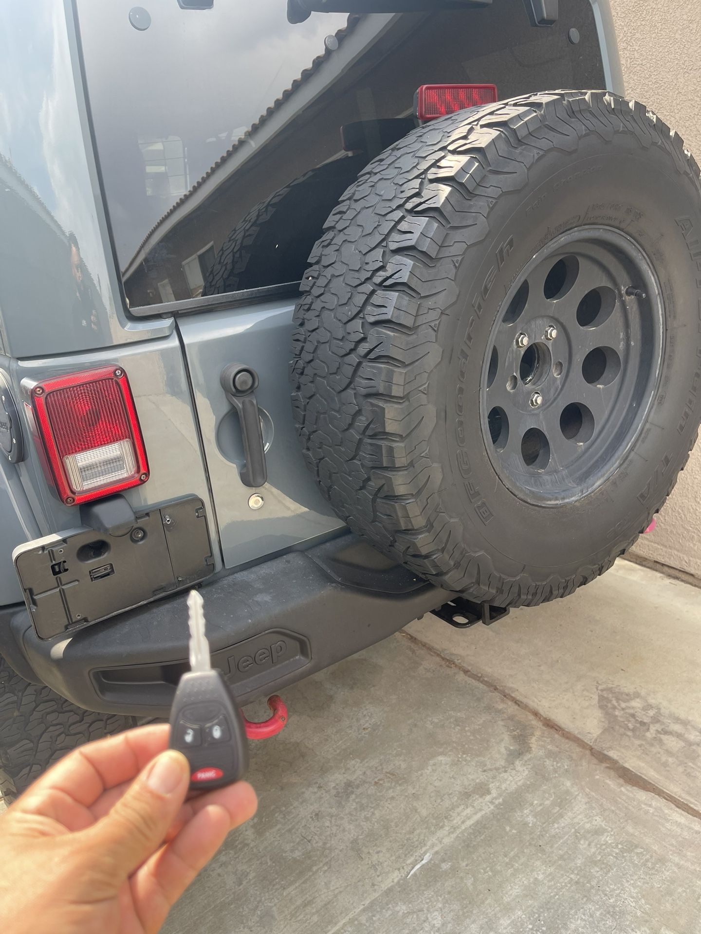 Car Keys 🔑 Llaves De Auto 🚘