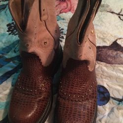 Ariot Boots Size 10