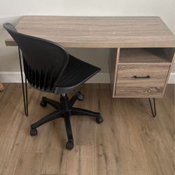 Desk & chair