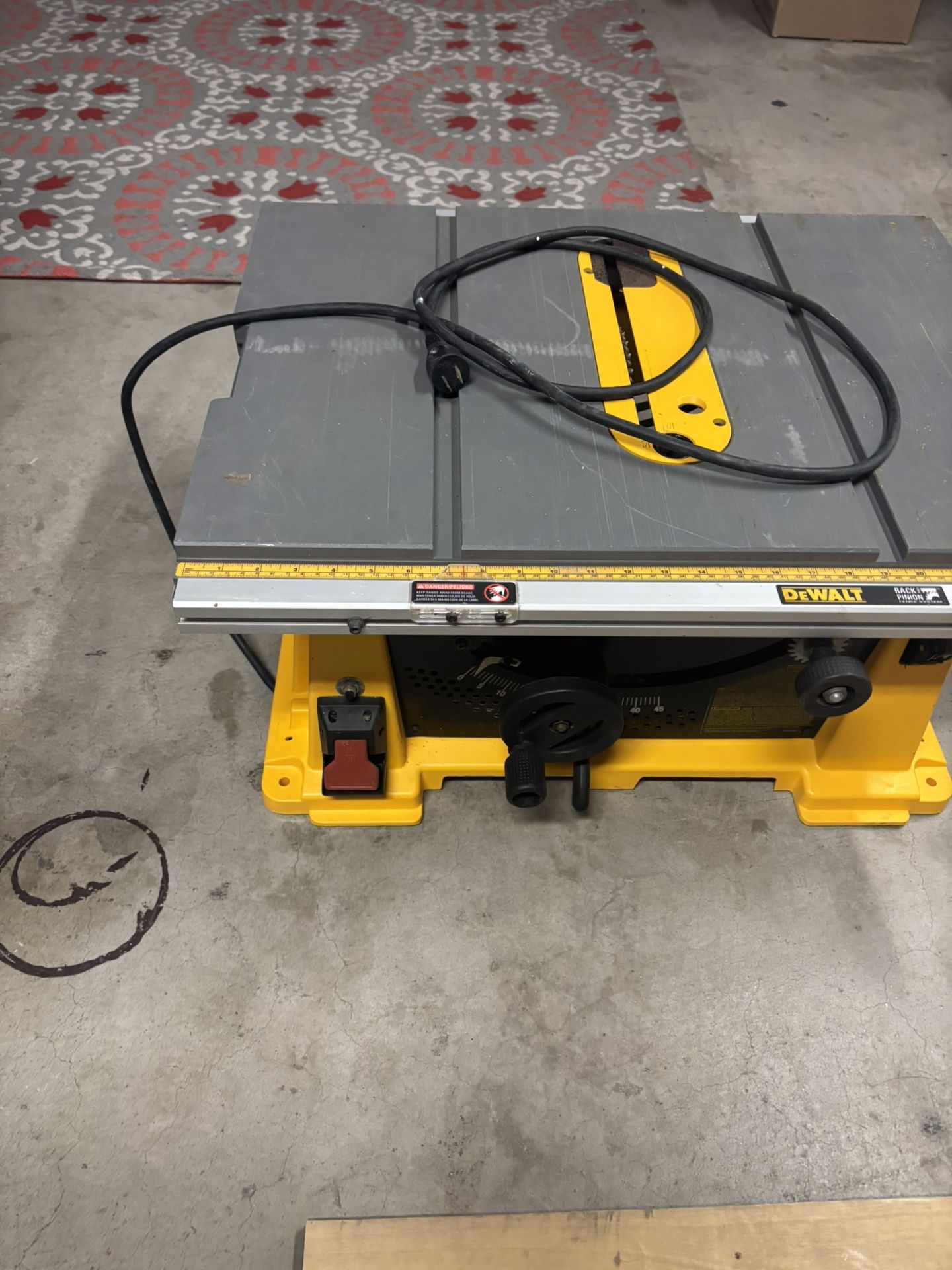 Dewalt Table Saw 
