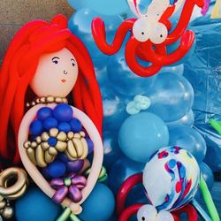 Balloon Basket For Your Grad 