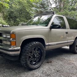 1999 Chevy Tahoe 2 Door 4x4