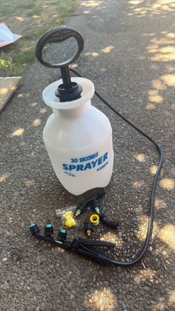 Sprayer 1 gallon with extra nozzle tips