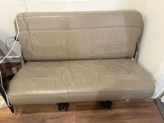 Navigator 3rd row seats parts or as is