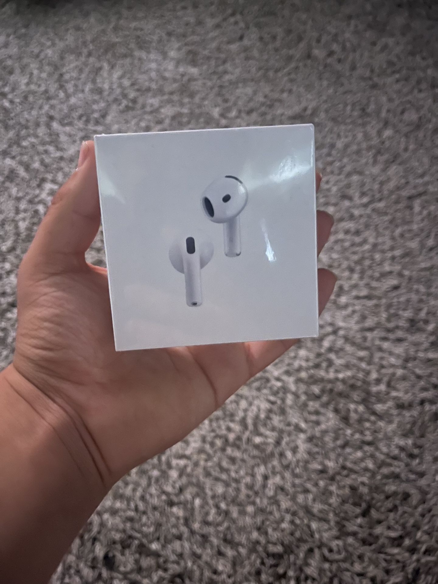 AirPods 4 ANC