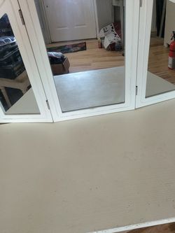 Shabby Chic Makeup Desk