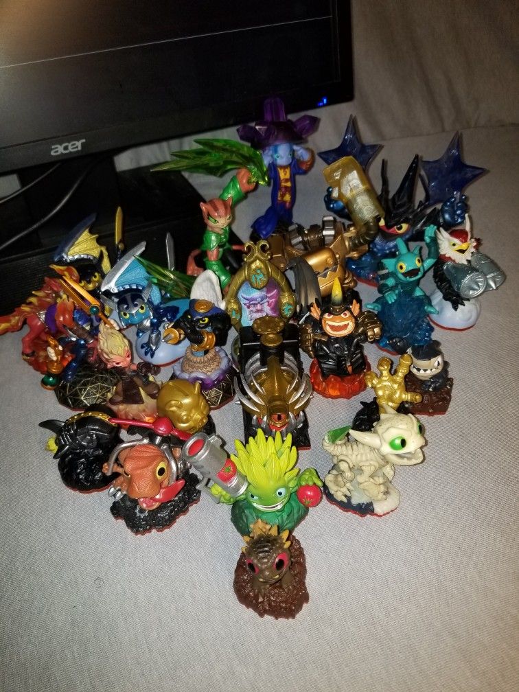 Sky Lander Trap Team Lot