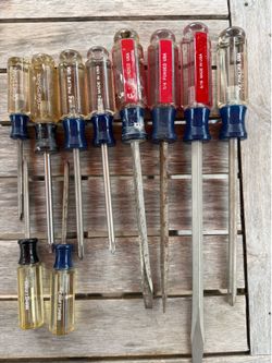 LOT of 10 - VINTAGE CRAFTSMAN SCREWDRIVERS FLAT SLOTTED USA Various Sizes