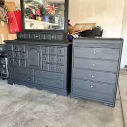 Solid Wood Dressers Set With Mirror