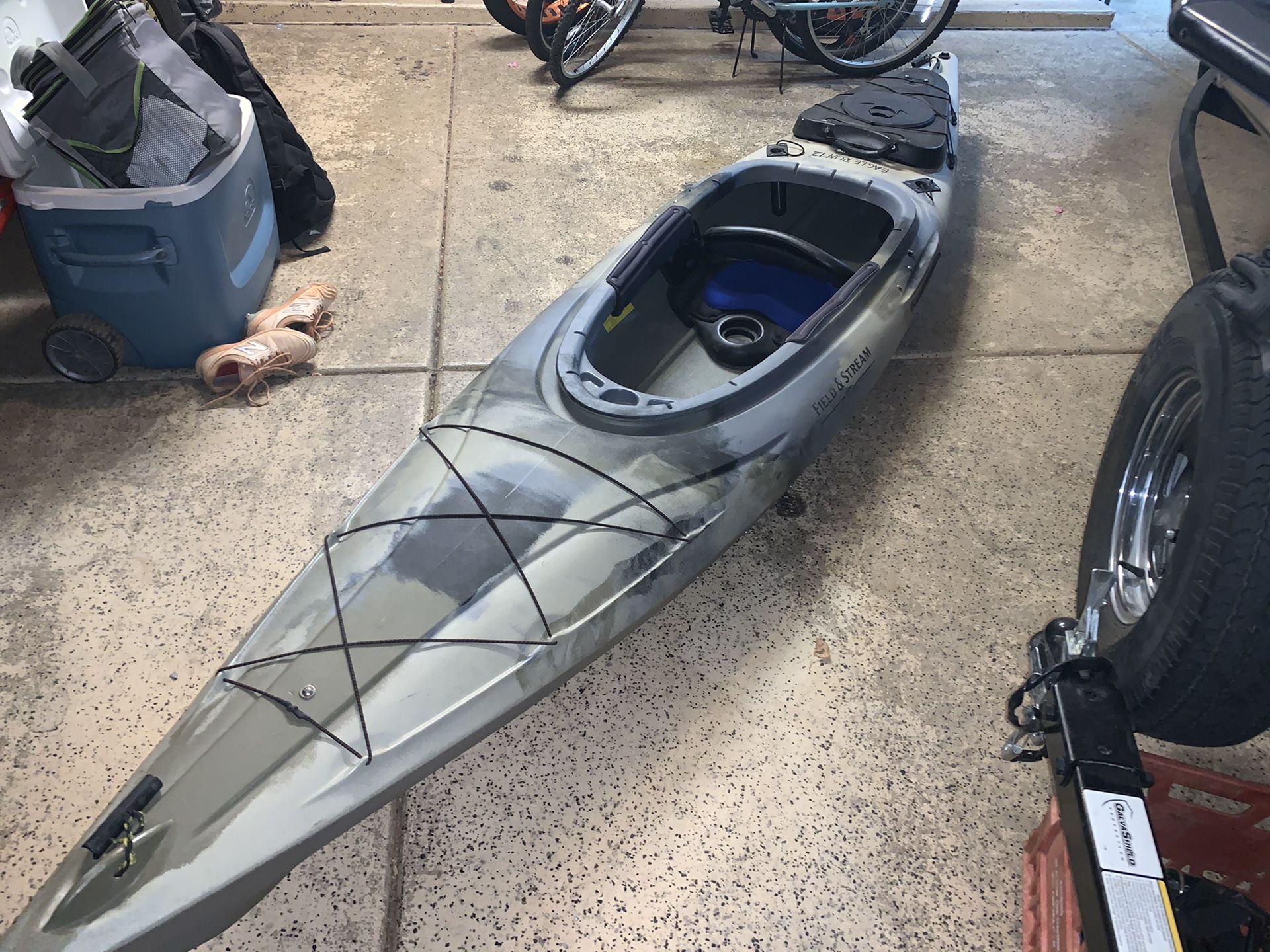 Field and Stream Eagle Run 12’ Kayak for Sale in Chandler, AZ OfferUp