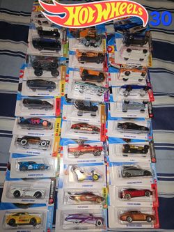 30 Hot Wheels 2 Treasure Hunts in Bundle
