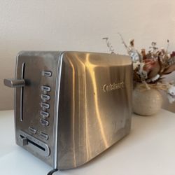 Cuisinart Toaster – Excellent Condition