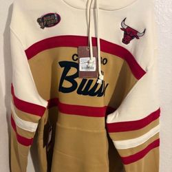 Chicago bulls Sweater Brand New With Tags 