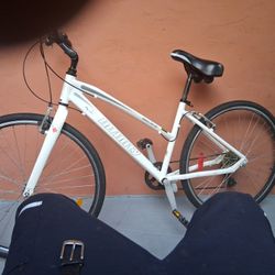 Infinity Boss Three Men's Hybrid Bicycle