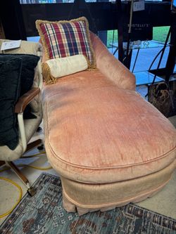 Pink Velvet Upholstered Chaise Lounge
