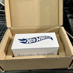 Hot Wheels RLC 1964 Mercedes Benz 600