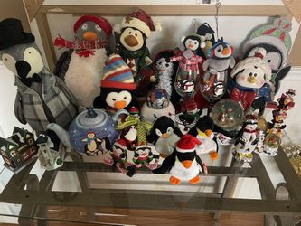 Penguin Holiday Decor