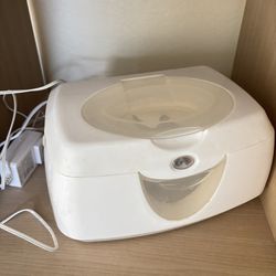 Wipe warmer for diaper baby