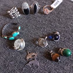 Son 11 Piesas De Sterling Silver 925  Todo Esta En Buenas Condiciones Con Piedras Originales Todo $200