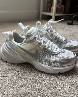 Nike V2k Run Womens