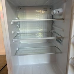 Mini Fridge by Insignia