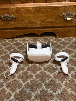 Meta Quest 2 VR Headset + Controllers – Clean & Tested