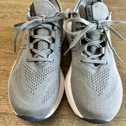 Men’s Asics Gel Nimbus Athletic Shoes - Size 8.5 