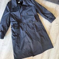 Men’s Trench Coat Size 44R Or Women’s XXL