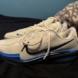 NIKE AIR ZOOM G.T. CUT 1 (Size 10 Men’s) Worn 2x With Minor Gatorade Stain On The Right Shoe. (with Box)