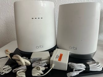 NETGEAR Orbi CBR750 Mesh Cable Modem Router + RBS750 Satellite, White/Gray