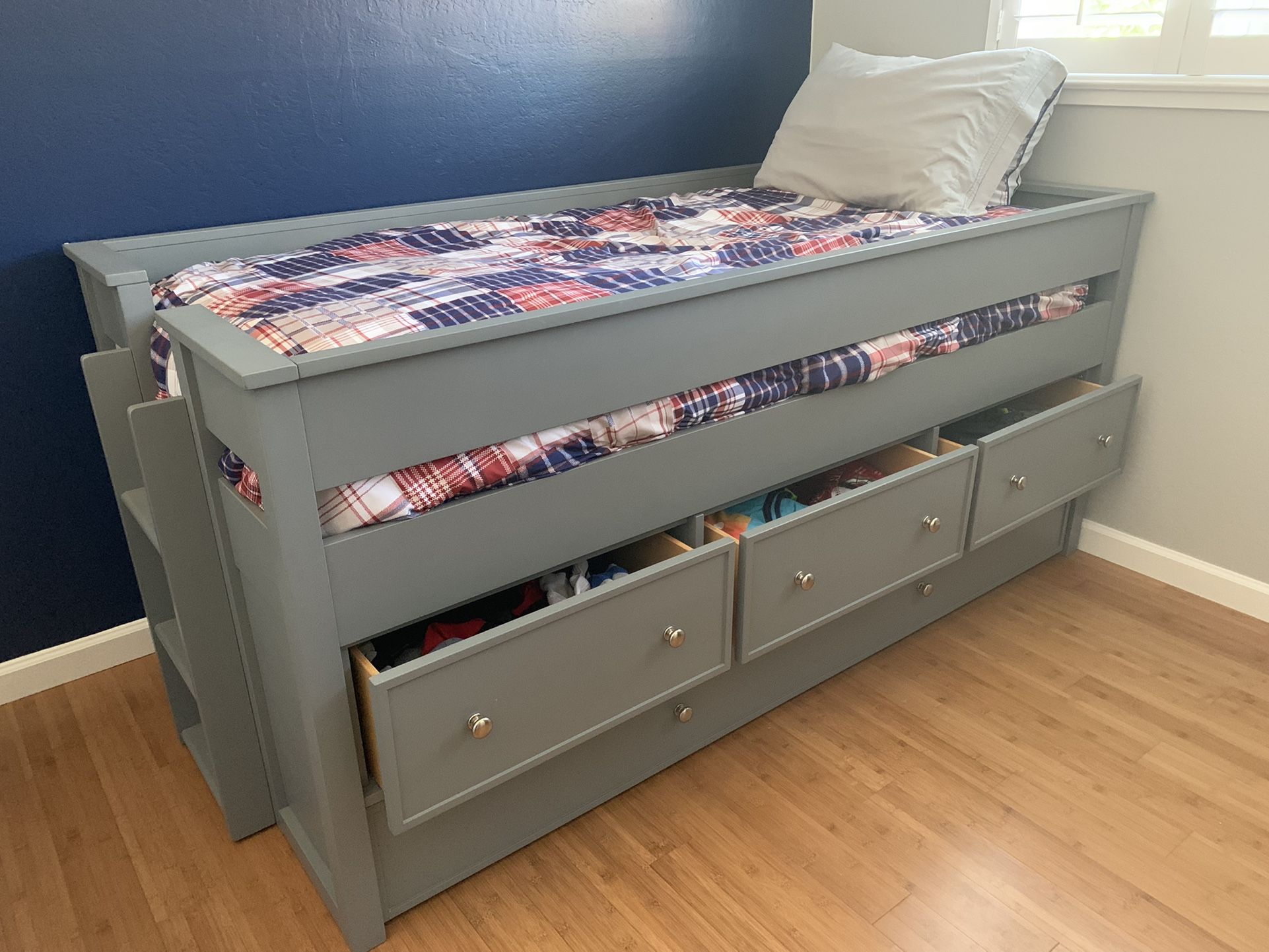 Elliott captain's deals bed & trundle